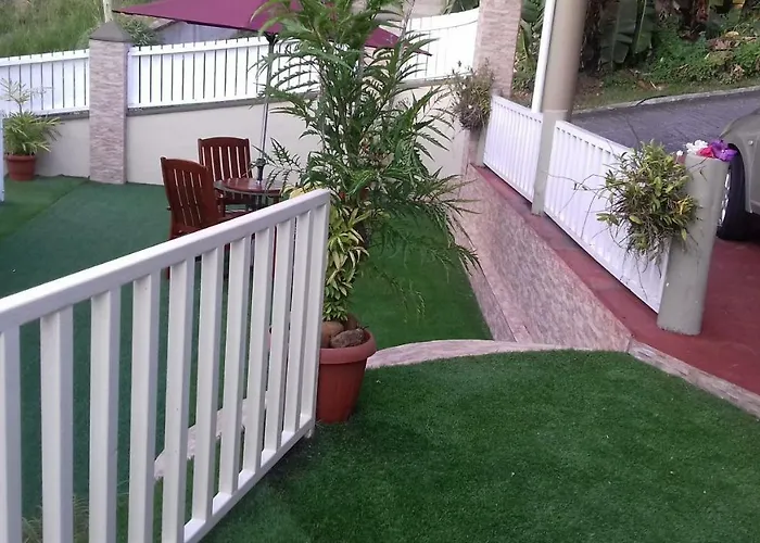 Apartament Shay Lyah Self Catering Victoria