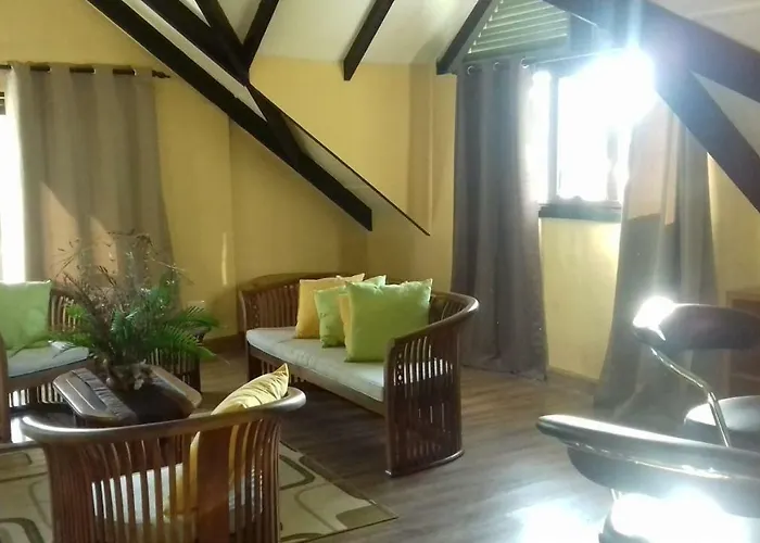 Shay Lyah Self Catering *