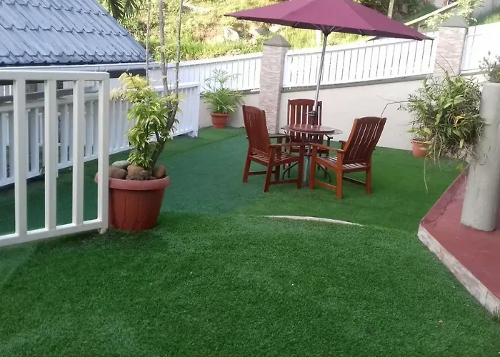 Shay Lyah Self Catering * Victoria